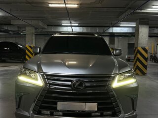 2017 Lexus LX 570 III Рестайлинг 2, серый, 8400000 рублей, вид 2