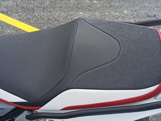 2005 Honda CB 1300, белый, 600000 рублей, вид 4