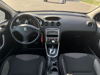 2011 Peugeot 308 I Рестайлинг, серый, 650000 рублей, вид 4
