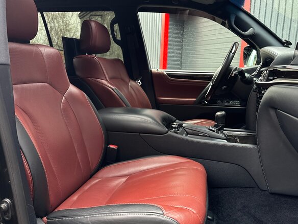 2016 Lexus LX 570 III Рестайлинг 2, чёрный, 8399000 рублей - вид 17