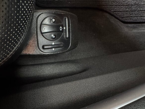 2008 Mercedes-Benz GL-Класс 500 I (X164), чёрный, 2700000 рублей - вид 23