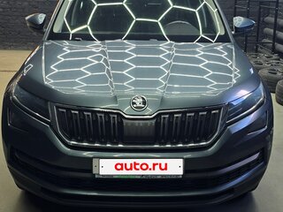 2017 Skoda Kodiaq I, серый, 2630000 рублей, вид 2