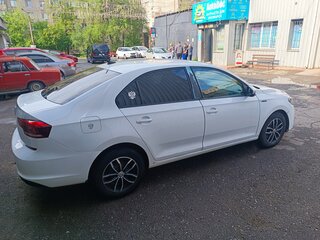 2021 Volkswagen Polo VI, белый, 1350000 рублей, вид 4