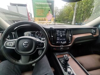 2019 Volvo XC60 II, белый, 4500000 рублей, вид 4