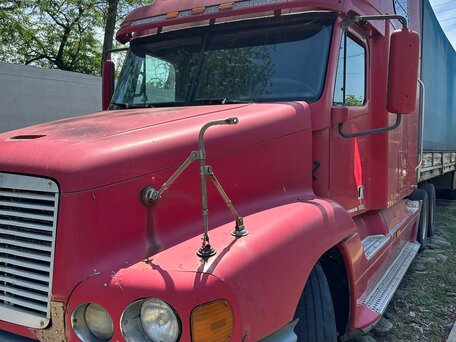 1998 Freightliner Century Class, красный, 1100000 рублей, вид 2