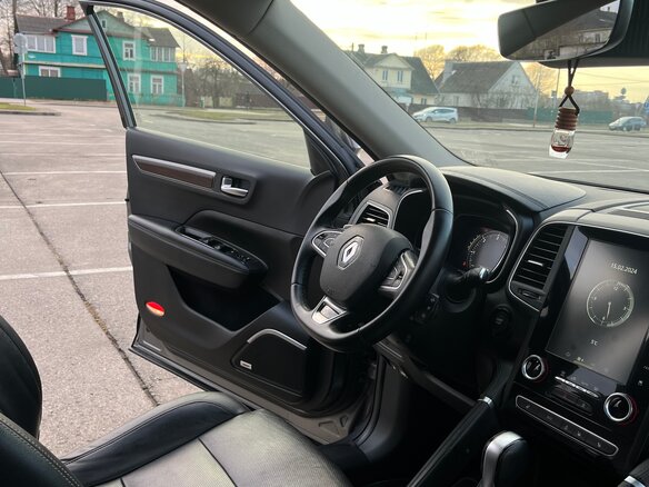 2019 Renault Koleos II Рестайлинг, серебристый, 1900000 рублей - вид 11
