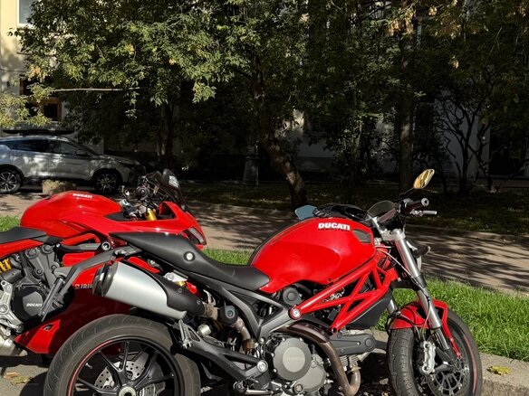 2011 Ducati Monster 796, красный, 510000 рублей - вид 12