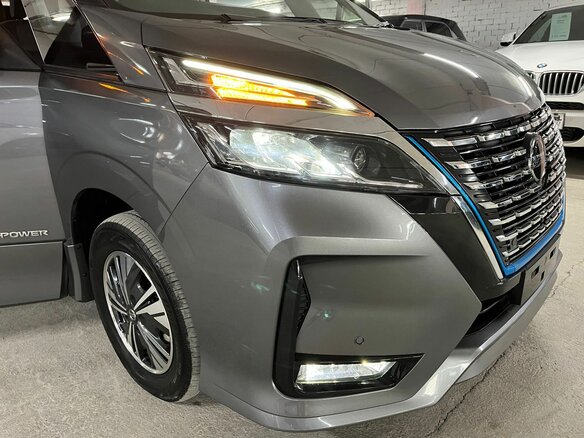 2020 Nissan Serena V (C27) Рестайлинг, серый, 2490000 рублей - вид 16