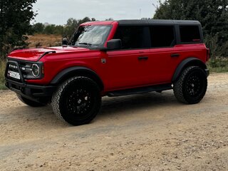 2022 Ford Bronco VI, красный, 3300000 рублей, вид 1