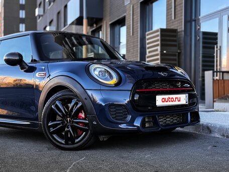 2018 Mini Hatch JCW III (F55/F56) Рестайлинг, синий, 2500000 рублей, вид 2