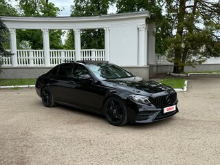 2019 Mercedes-Benz E-Класс 220 d V (W213, S213, C238), чёрный, 3950000 рублей, вид 3