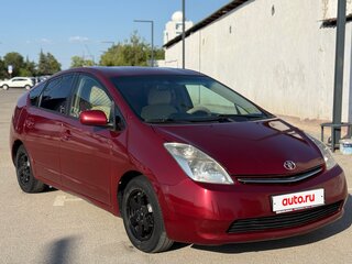 2006 Toyota Prius II Рестайлинг (XW20), красный, 720000 рублей, вид 3