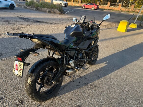 2017 Kawasaki Ninja 650, чёрный, 600000 рублей - вид 2