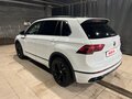 2021 Volkswagen Tiguan II Рестайлинг, белый, 3989000 рублей - вид 3