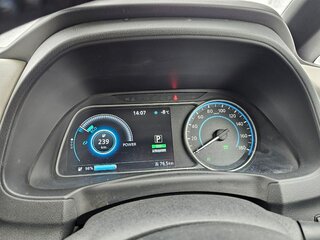 2019 Nissan Leaf II (ZE1), зелёный, 1780000 рублей, вид 5
