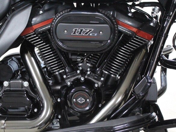 2018 Harley-Davidson CVO Road Glide, чёрный, 4850000 рублей - вид 1