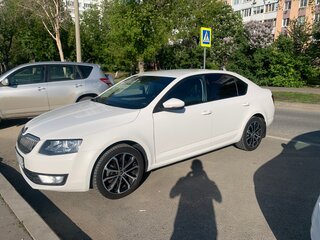 2015 Skoda Octavia III (A7), белый, 1300000 рублей, вид 1