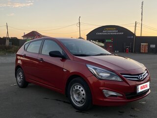 2014 Hyundai Solaris I Рестайлинг, красный, 990000 рублей, вид 3