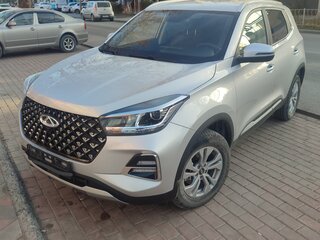 2024 Chery Tiggo 4 Pro I Рестайлинг, серебристый, 1600000 рублей, вид 1