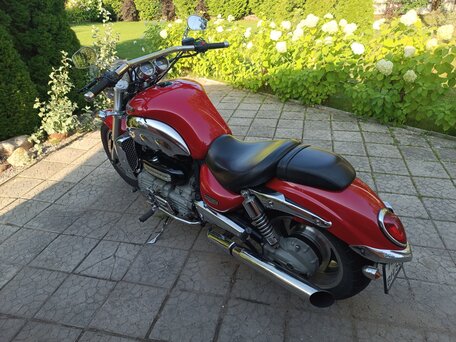2005 Triumph Rocket 3, красный, 675000 рублей, вид 4