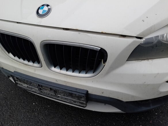 2013 BMW X1 20i I (E84) Рестайлинг, белый, 1100000 рублей - вид 2