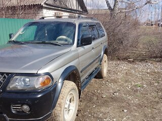 2000 Mitsubishi Montero Sport I, бежевый, 850000 рублей, вид 1