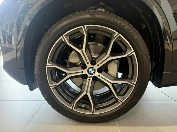 2026 BMW X5 Long 30Li IV (G05/G18) Рестайлинг, чёрный, 10450000 рублей - вид 7