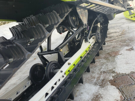2019 BRP Lynx Xterrain RE 3700 850 E-TEC, чёрный, 2500000 рублей, вид 5