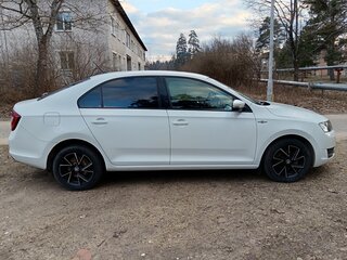 2018 Skoda Rapid I Рестайлинг, белый, 1345000 рублей, вид 5