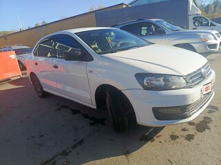 2020 Volkswagen Polo V Рестайлинг, белый, 700000 рублей, вид 2