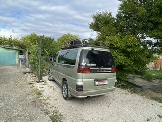 1997 Nissan Elgrand I (E50), серый, 800000 рублей, вид 4