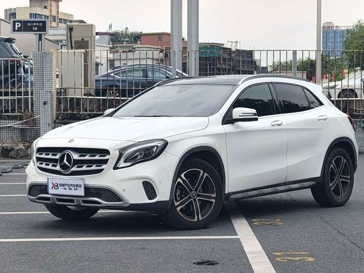 Открыть фотографии: Mercedes-Benz GLA I (X156) Рестайлинг