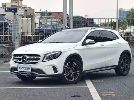 Mercedes-Benz GLA I (X156) Рестайлинг