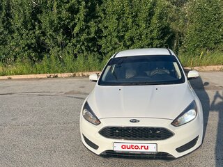 2016 Ford Focus III Рестайлинг, белый, 800000 рублей, вид 1
