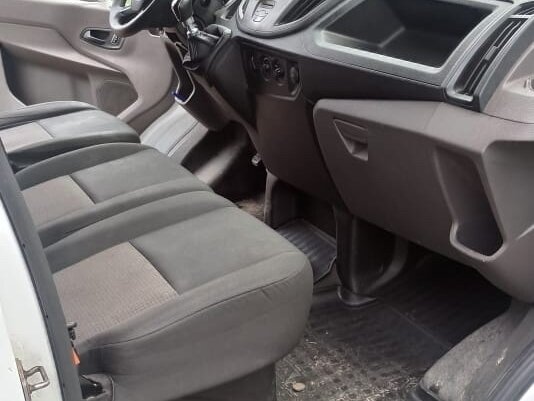 2021 Ford Transit, белый, 3500000 рублей - вид 2