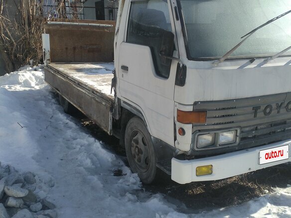 1994 Toyota Dyna, белый, 700000 рублей - вид 5
