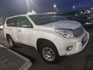 2010 Toyota Land Cruiser Prado 150 Series, белый, 2800000 рублей, вид 2