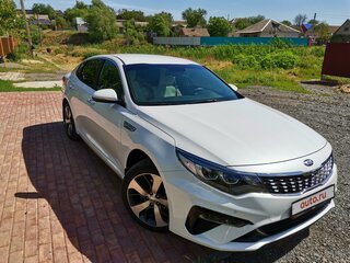 2019 Kia Optima IV Рестайлинг, белый, 2050000 рублей, вид 5