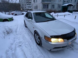 2000 Honda Accord VI, белый, 560000 рублей, вид 4