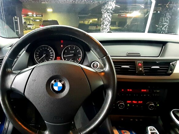 2013 BMW X1 20i I (E84) Рестайлинг, синий - вид 4