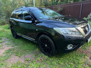 2014 Nissan Pathfinder IV, чёрный, 1590000 рублей, вид 1