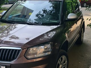 2014 Skoda Yeti I Рестайлинг, коричневый, 1000000 рублей, вид 1