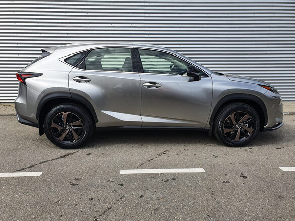 2021 Lexus NX 200 I Рестайлинг, серый - вид 2