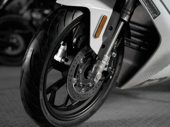 2025 Sharmax E-GP501, белый, 499900 рублей - вид 4