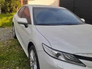 2018 Toyota Camry VIII (XV70), белый, 3400000 рублей, вид 4
