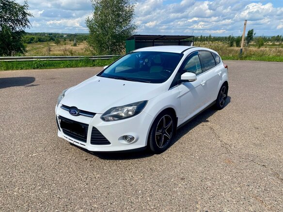 2012 Ford Focus III, белый, 750000 рублей