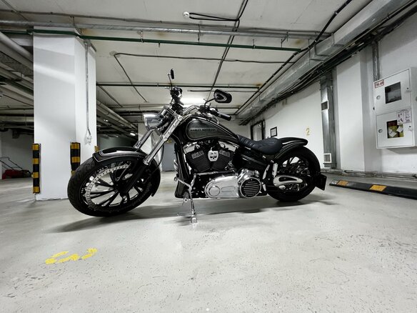 2014 Harley-Davidson Breakout, чёрный, 3500000 рублей - вид 23