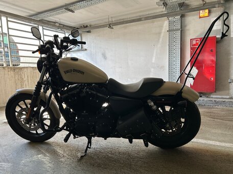 2013 Harley-Davidson Sportster 883, бежевый, 630000 рублей, вид 2