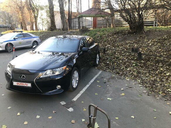 2013 Lexus ES 250 VI, чёрный - вид 1