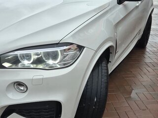 2018 BMW X6 40d II (F16), белый, 5000000 рублей, вид 1